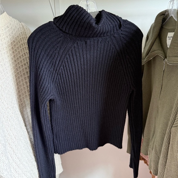 American Eagle Outfitters Black Cowl Neck Sweater - Picture 2 of 2